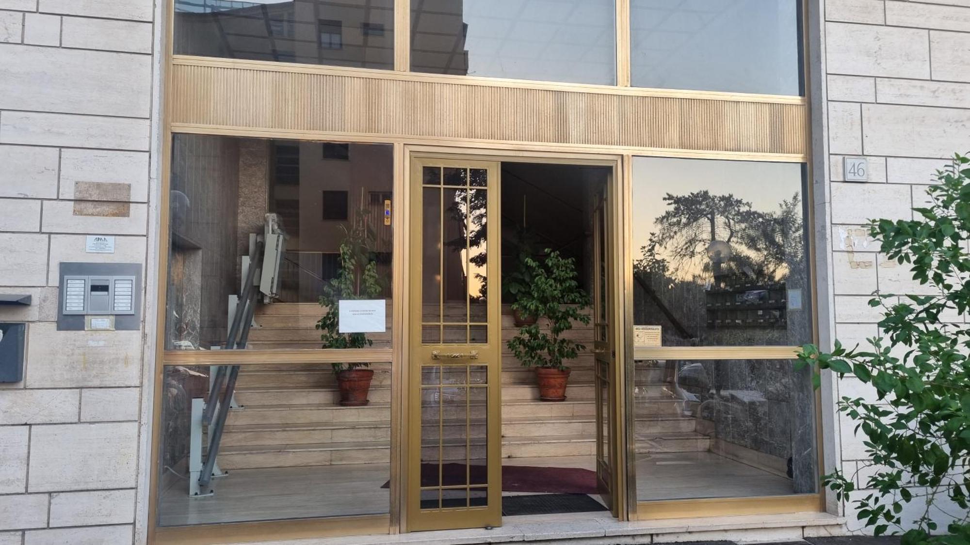 Bam Bam Tiburtina Guesthouse Рим Екстер'єр фото