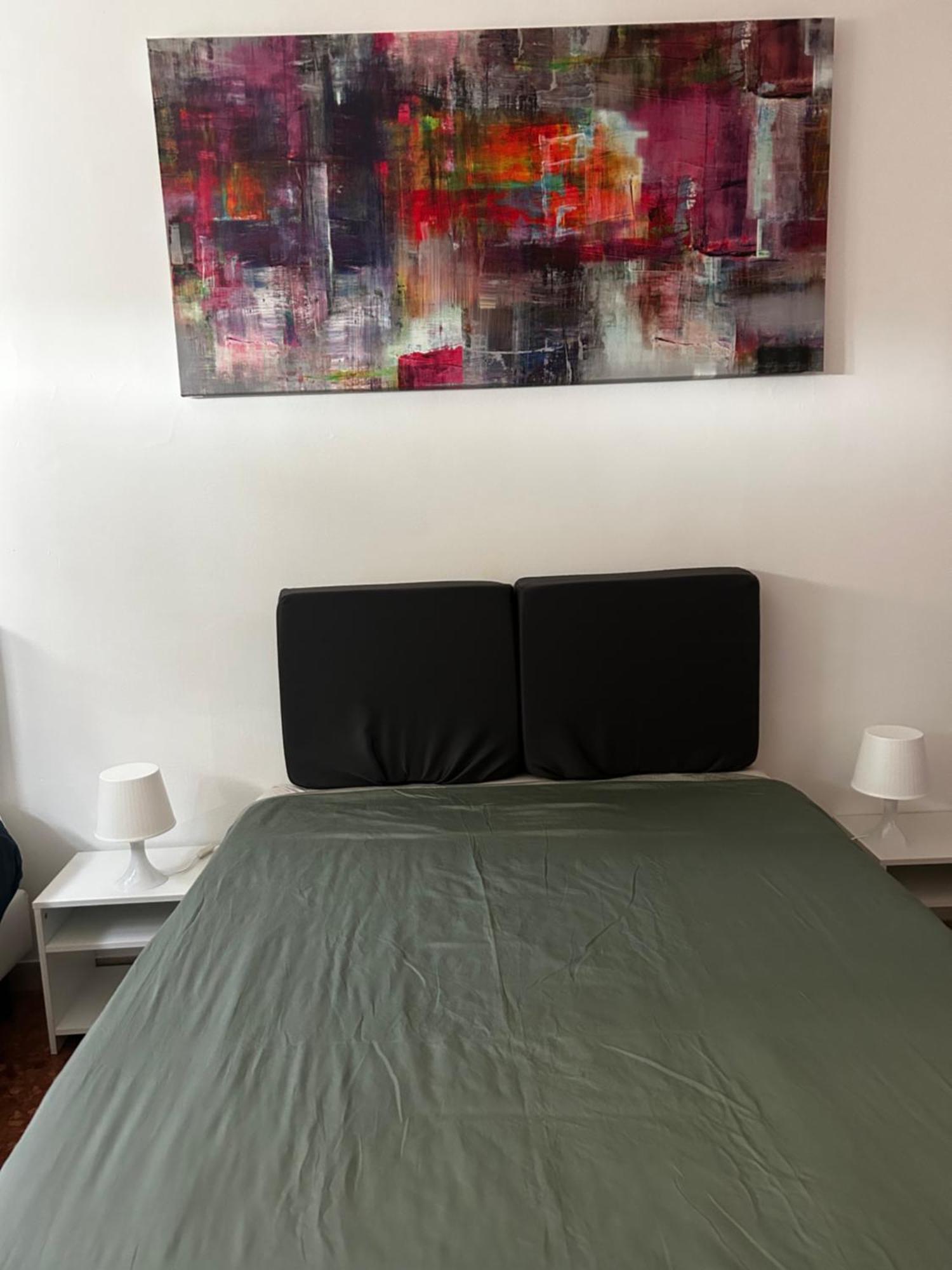 Bam Bam Tiburtina Guesthouse Рим Екстер'єр фото