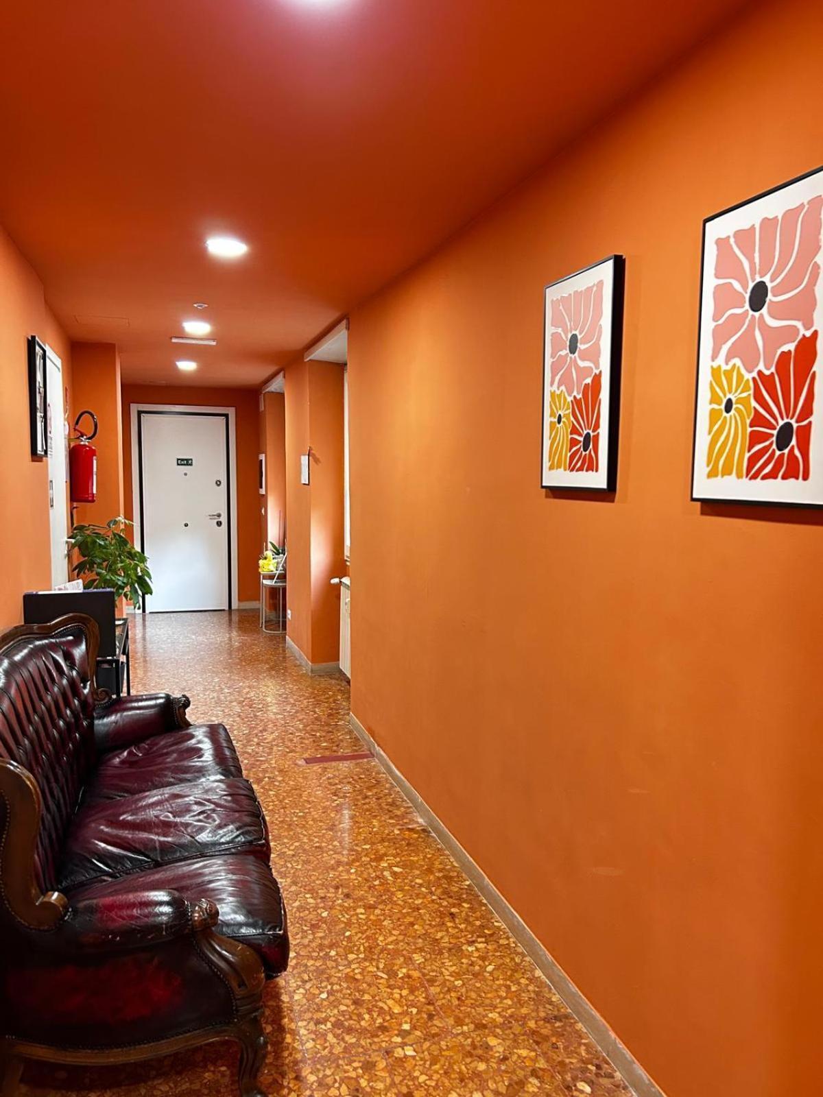 Bam Bam Tiburtina Guesthouse Рим Екстер'єр фото